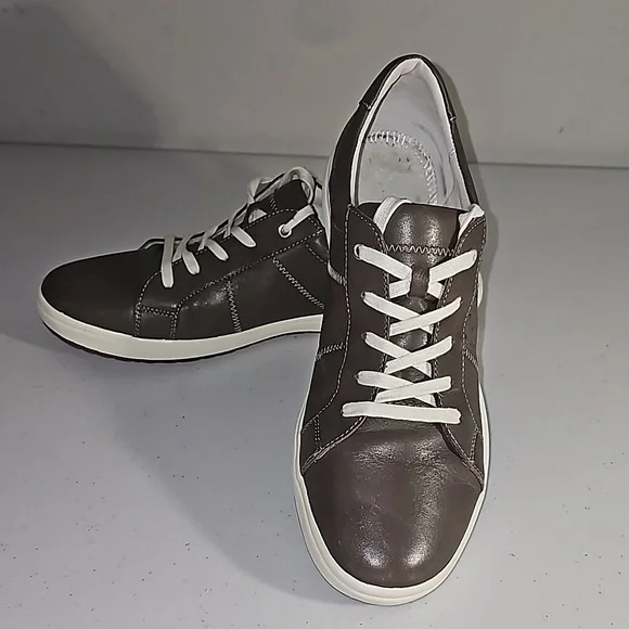Josef Seibel Caren 01 Grigio Gray leather sneakers EUC* missing insole Nordstrom - Picture 11 of 16